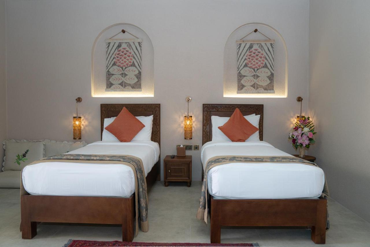 Nozol Al Rayaheen By Sharjah Collection Khor Fakkan Kültér fotó